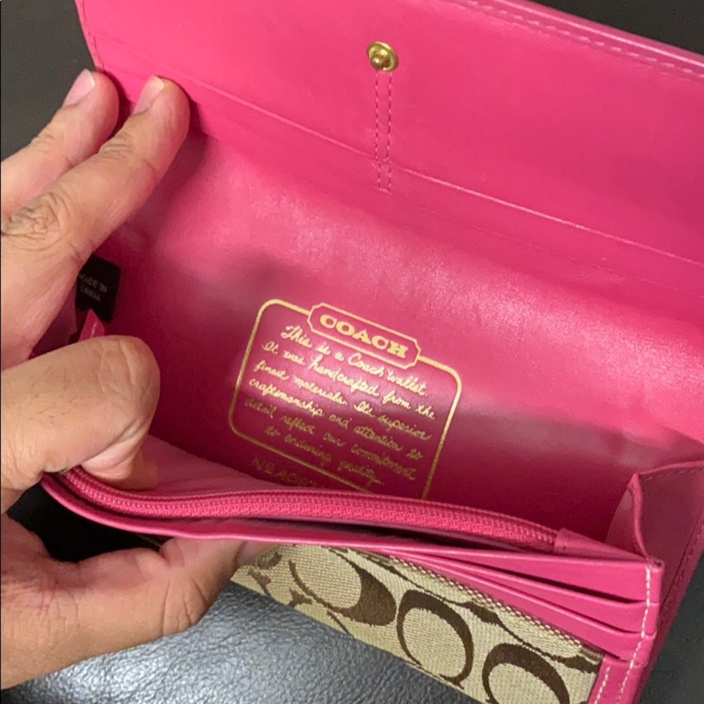 Coach wallet - Picture 3 of 3